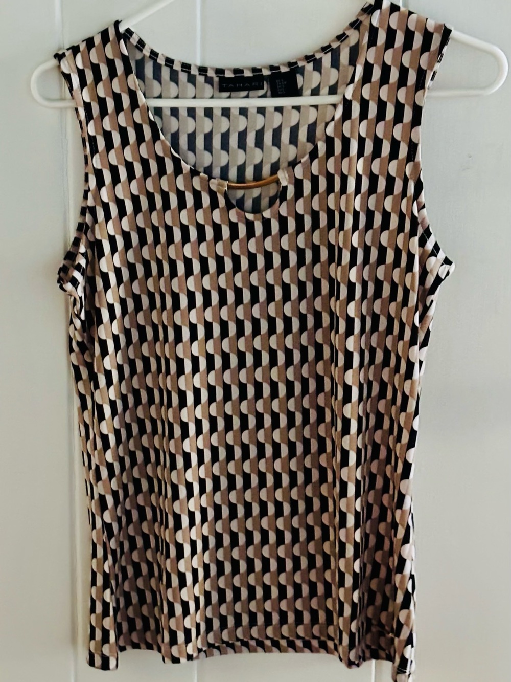 Tahari Black, Beige, White Cream Geometric Sleeveless Tank Gold accent, Small